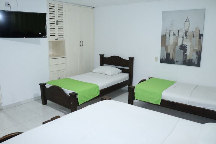 Room 8 of 31