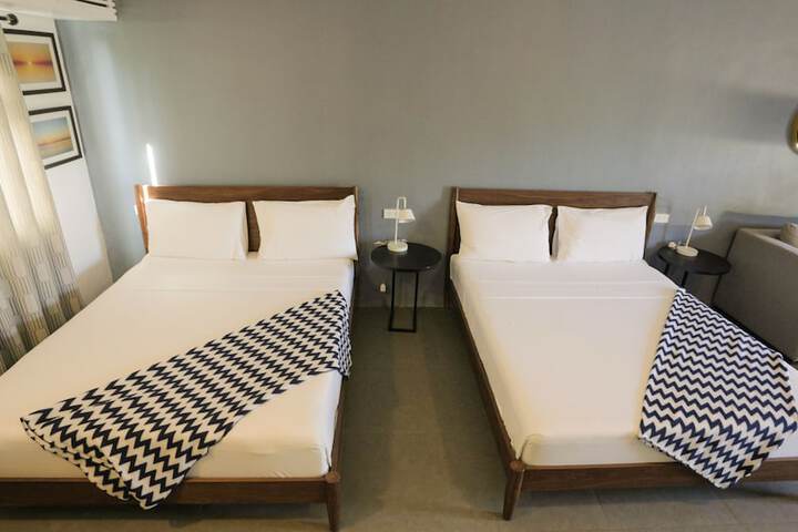 Room 17 of 42