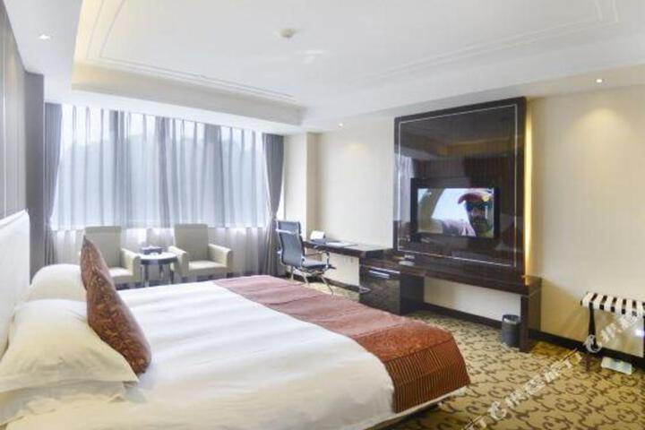 Tongsheng Hotel