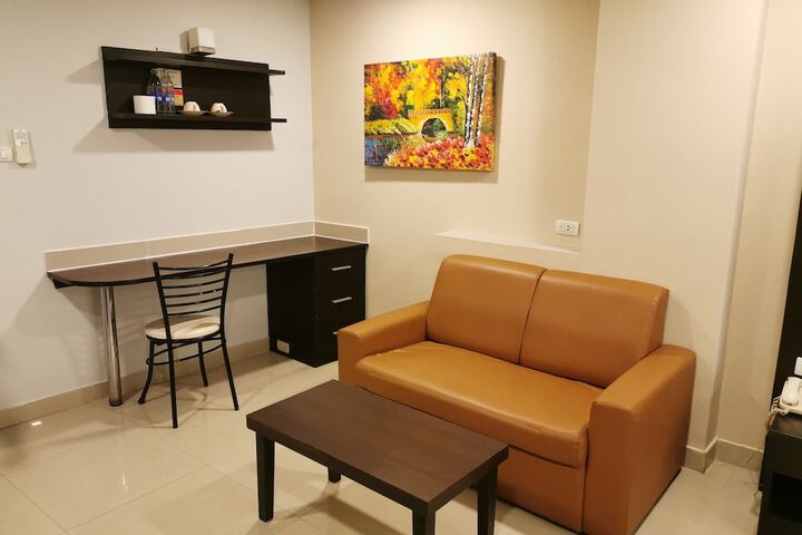 Room 17 of 45