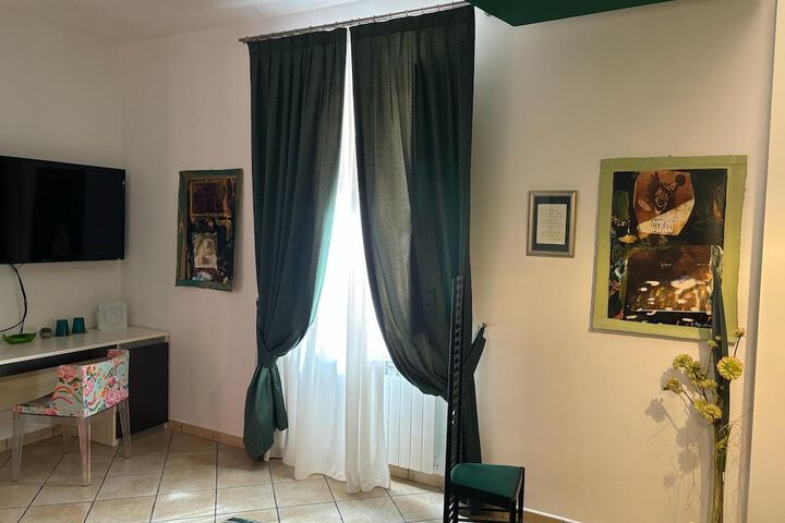 Room 21 of 80