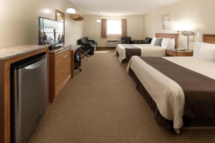 Family Room 2 Queen Beds Only On Second Floor Accessible By Stair (5 of 6)
