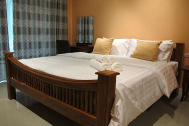 Room 17 of 25