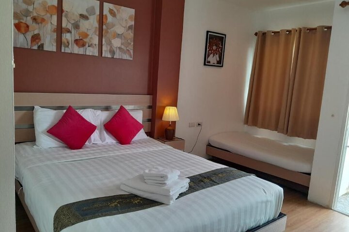 Room 7 of 36