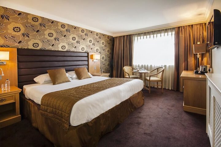 Room 7 of 29