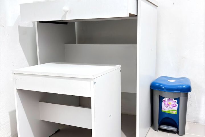 Room 8 of 62