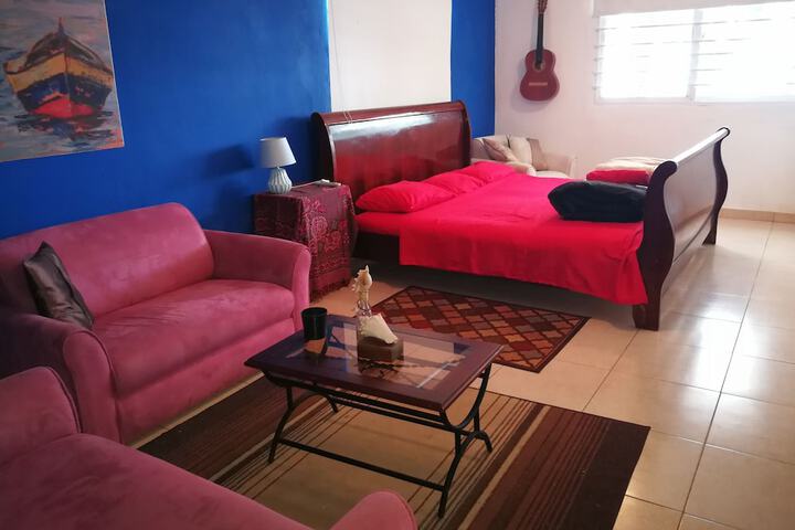 Room 14 of 18