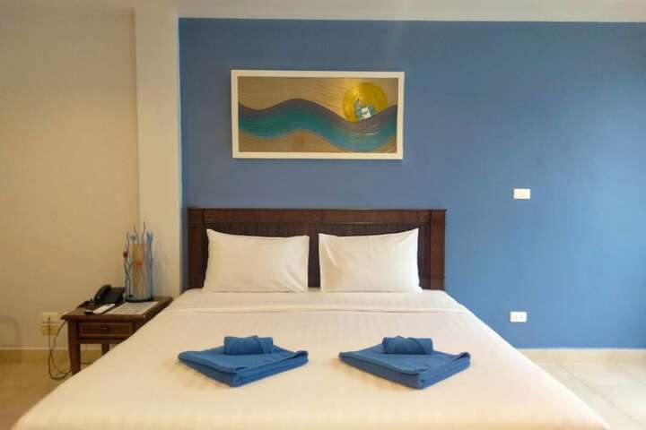 Room 20 of 40