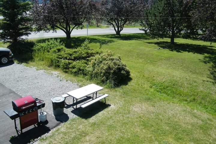 Property Grounds 48 of 62