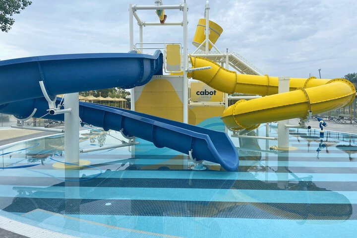 Pool 72 of 115