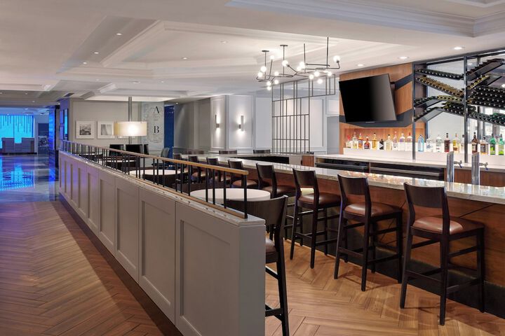 Hotel Interior 10 of 174