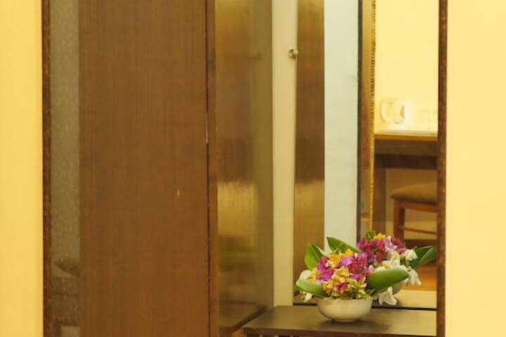 Room 15 of 24