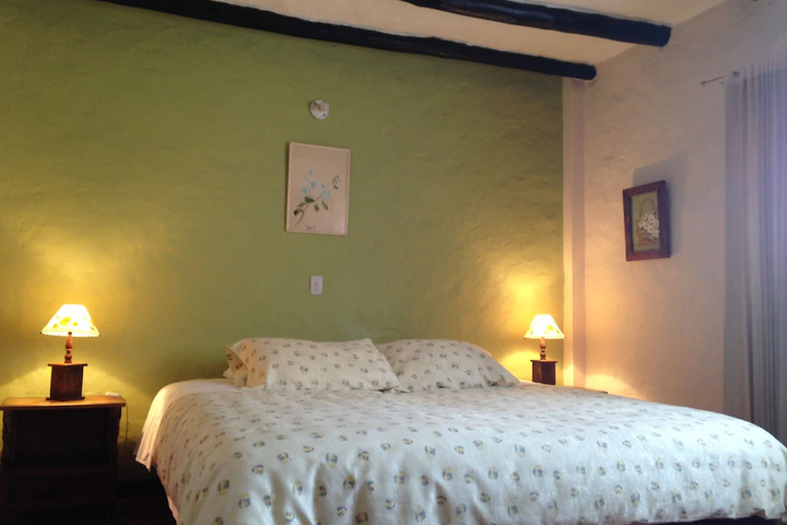 Room 8 of 10