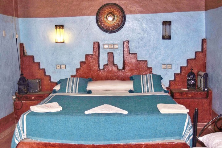 Room 4 of 124