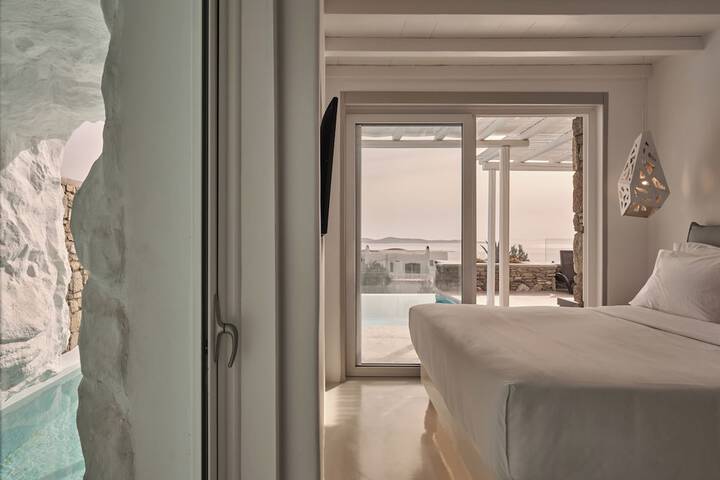Room 21 of 83