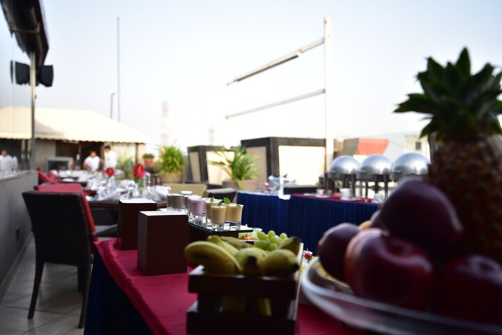 Dining Photos