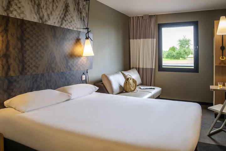 Room 20 of 68