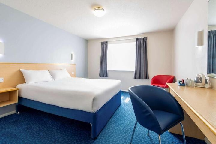 Room 7 of 15