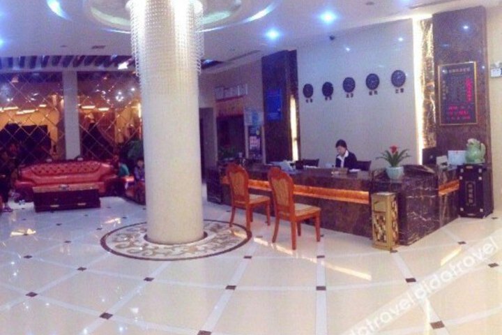 Junyi Chain Hotel (Haiyan Qiyuan Chengbei East Road)