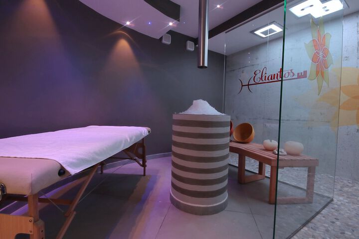 Spa 26 of 41