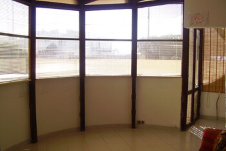 Room 33 of 52
