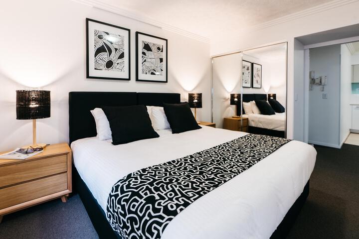 Room 42 of 60