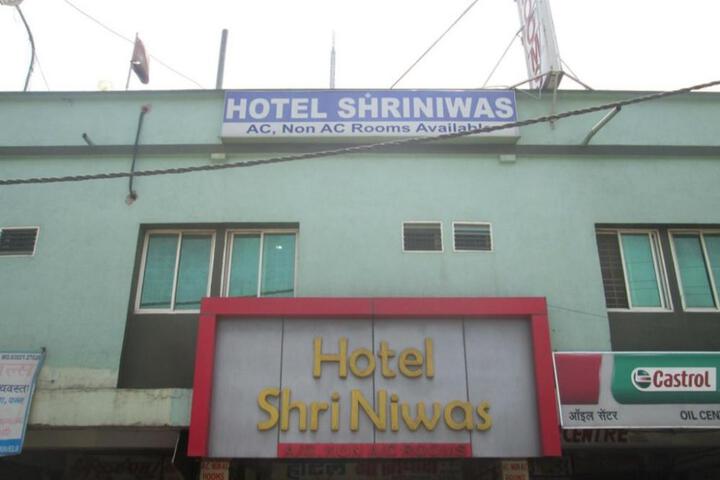 Hotel Shri Niwas
