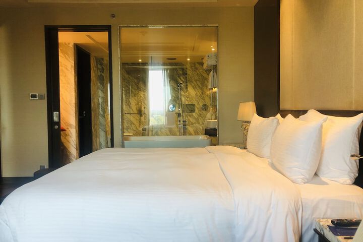 Room 25 of 55