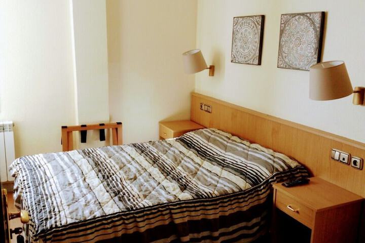 Room 7 of 13