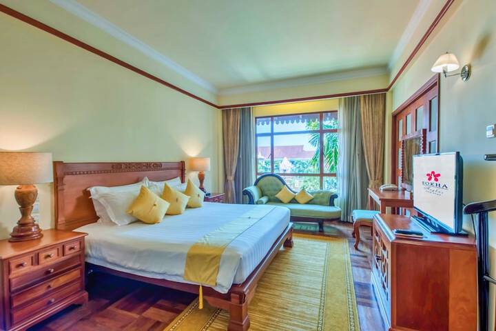 Room 32 of 104