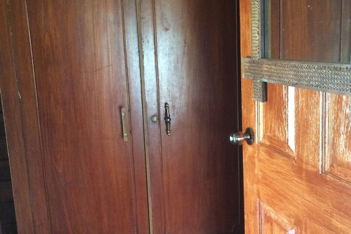 Room 25 of 71
