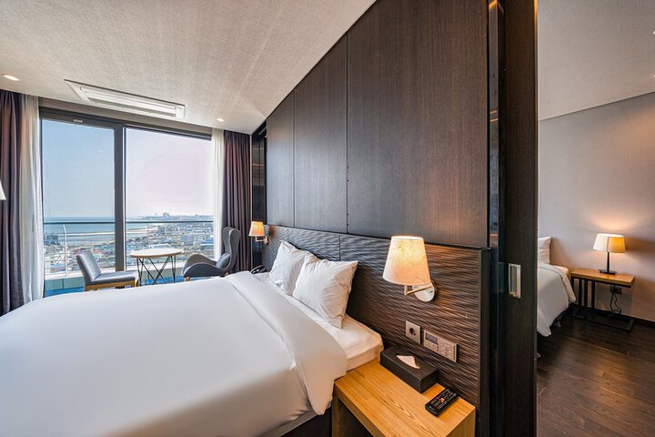 Room 16 of 78