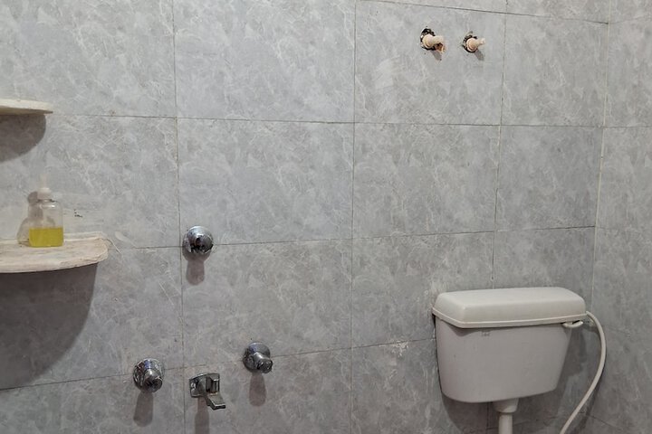 Room 16 of 20