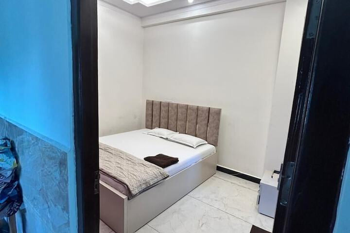 Room 7 of 23