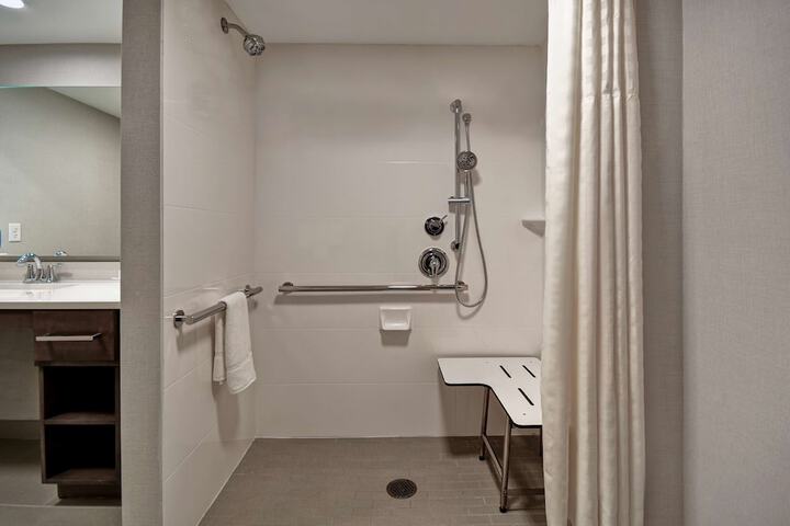 Bathroom shower