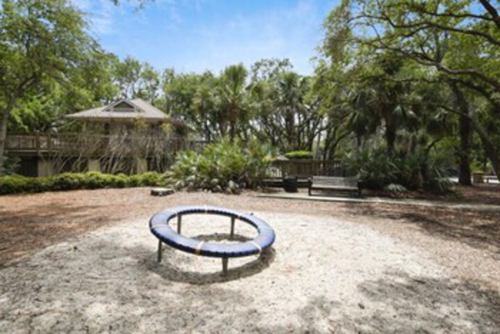 Property Grounds 30 of 47