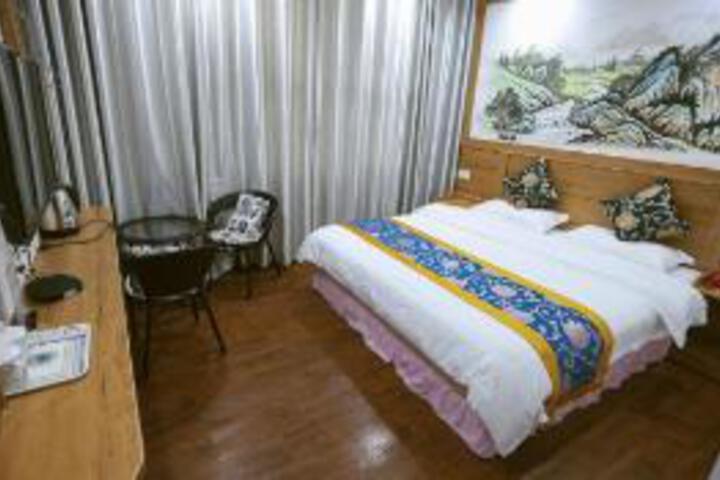Room 13 of 14