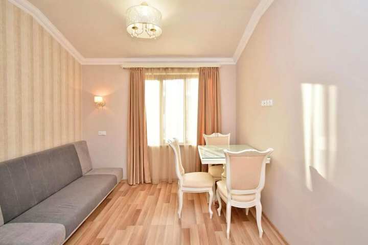 Room 19 of 29