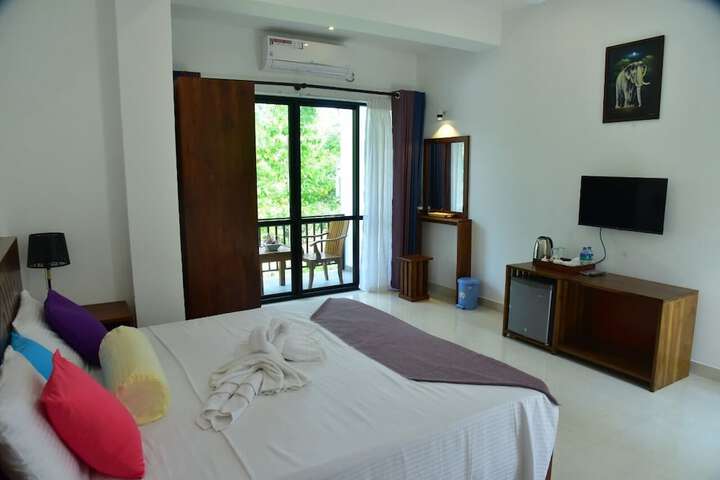 Room 8 of 62