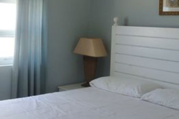 Room 15 of 34