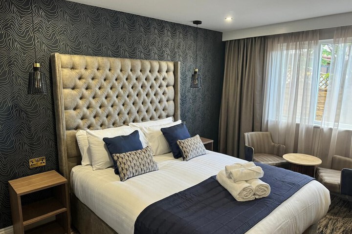Room 13 of 61