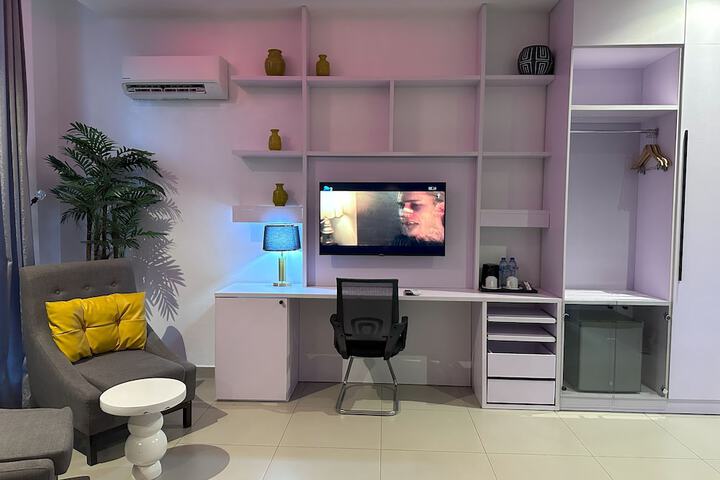 Room 37 of 85