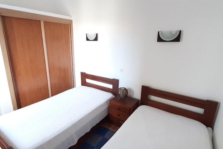 Room 3 of 42