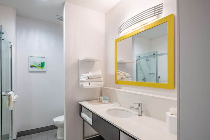 Bathroom shower