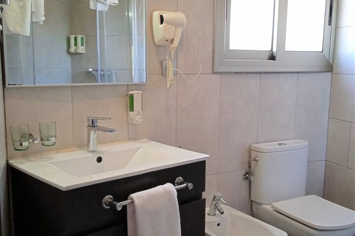 Room 40 of 63