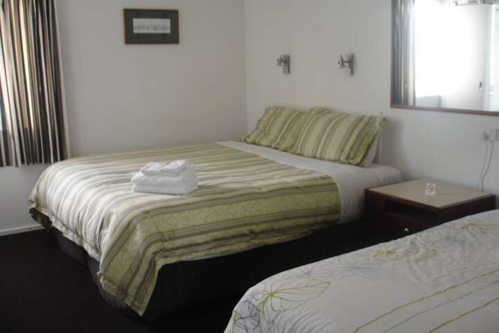 Room 4 of 56