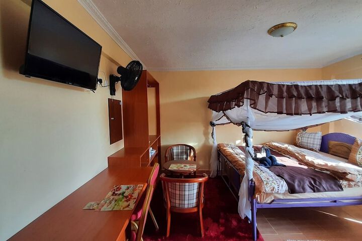 Room 17 of 57