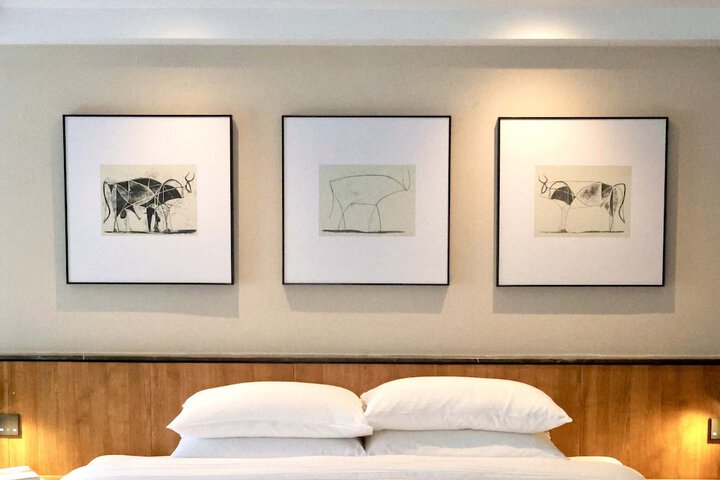 Room 6 of 176