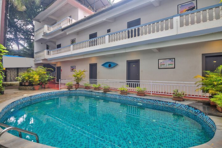 Pool 14 of 24