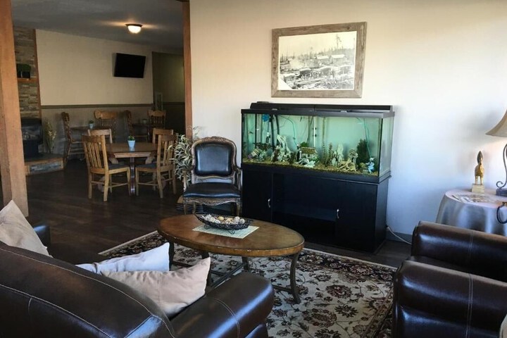 Hotel Interior 8 of 60